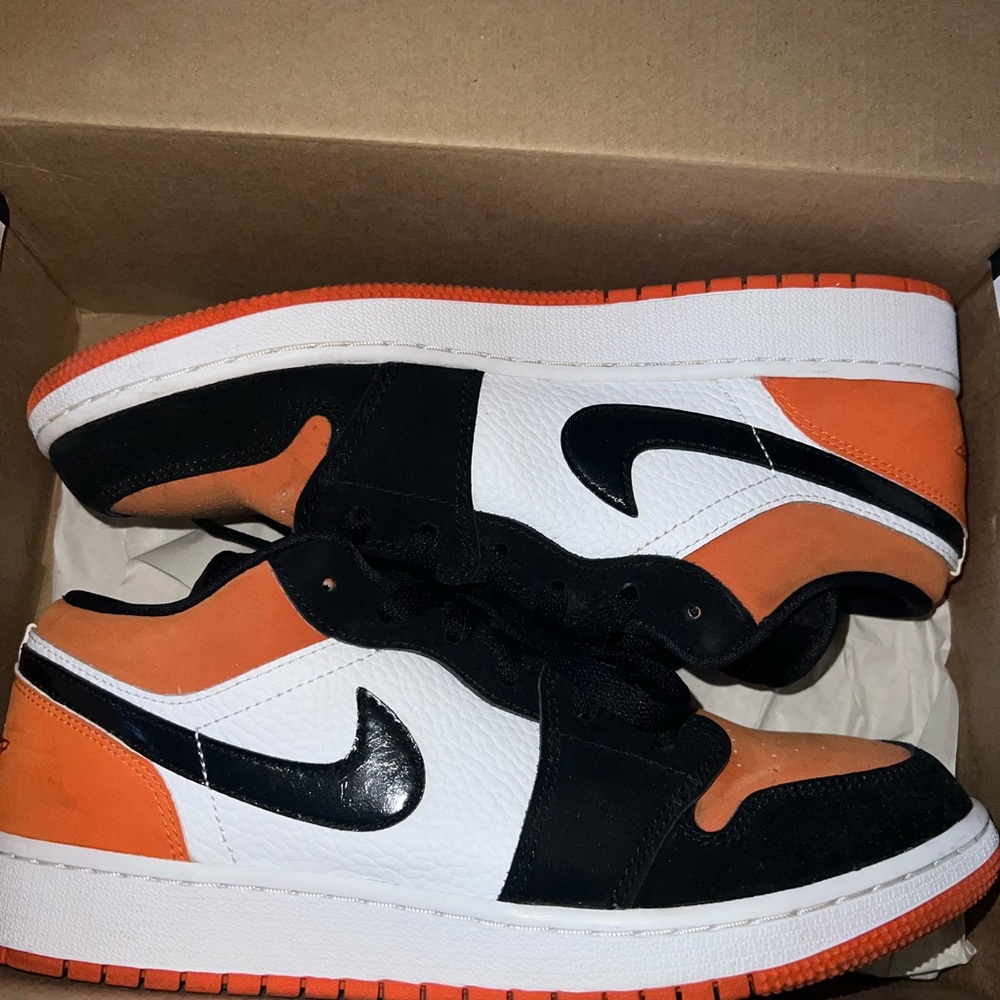 Jordan 1 low starfish